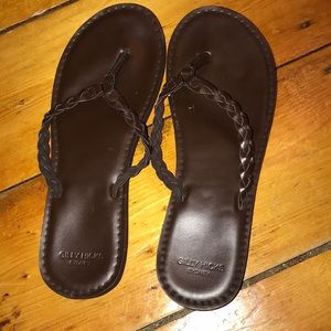 Gilly Hicks flip flops